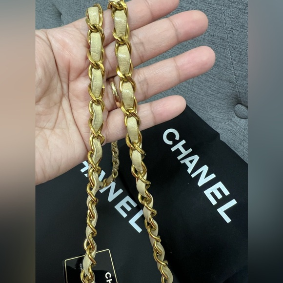 RARE Chanel Beige Mini Classic Flap Square - Picture 7 of 12